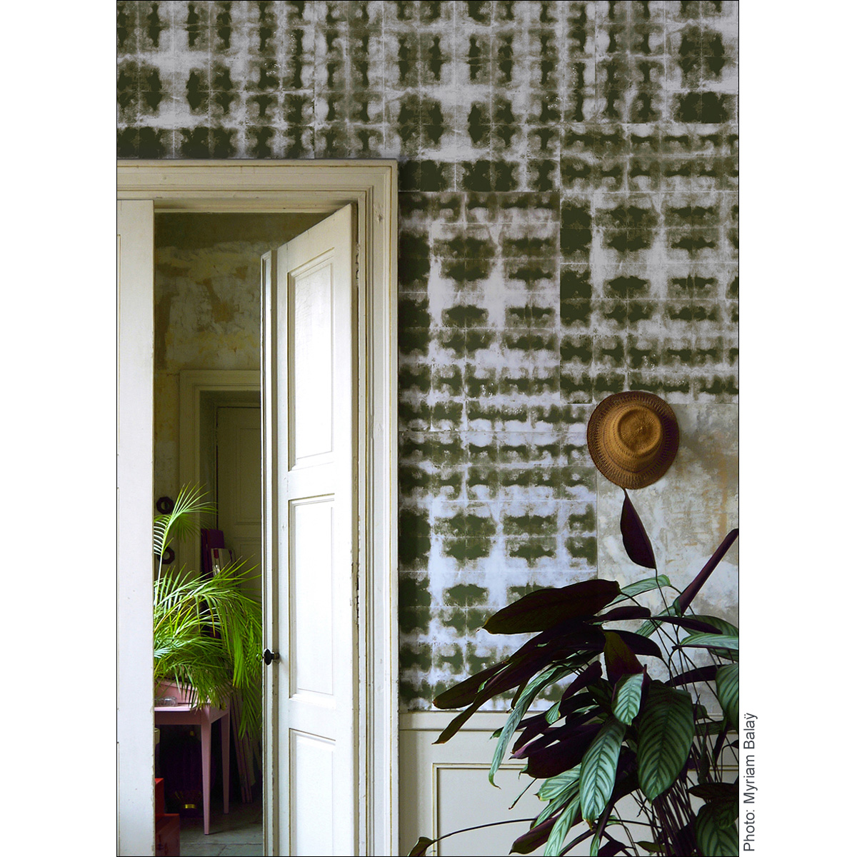 1Ds-Wabi-Terre-Deco_Laur-Meyrieux-papierpeint-wallpaper photo myriam balaÿ