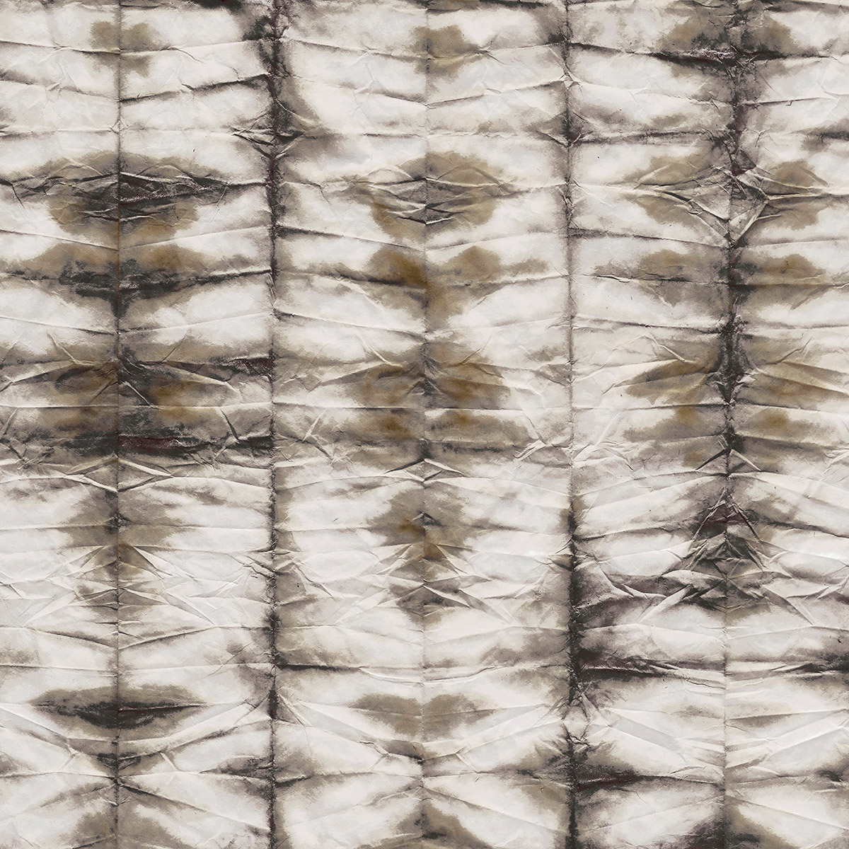 Pleats-Terre-brune-detail-feuille-Laur-Meyrieux-papierpeint-wallpaper